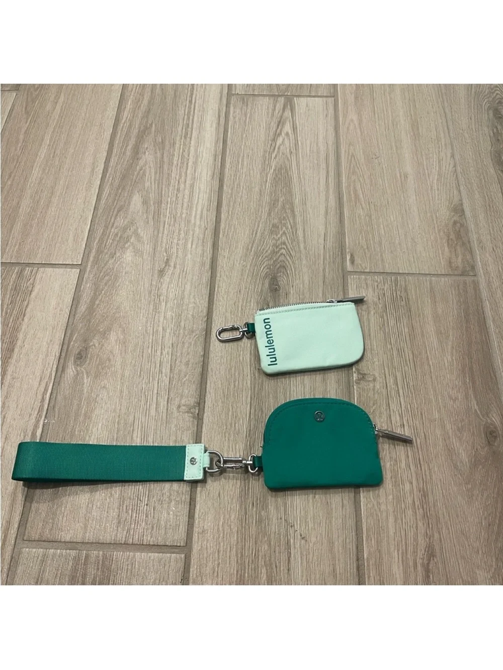 Lululemon Dual Pouch Wristlet Emerald Ice/ Mint Moment O/S W9FB8S